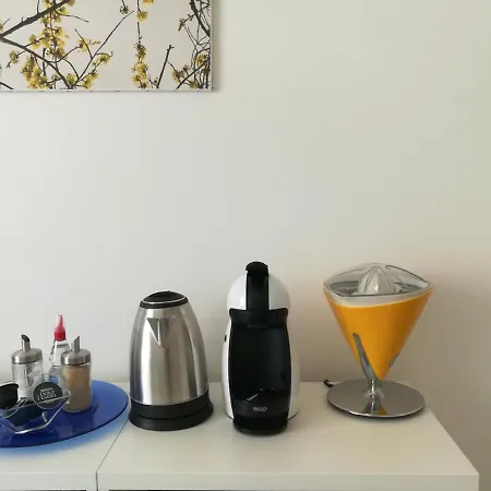 Interzastrada Bed & Breakfast *